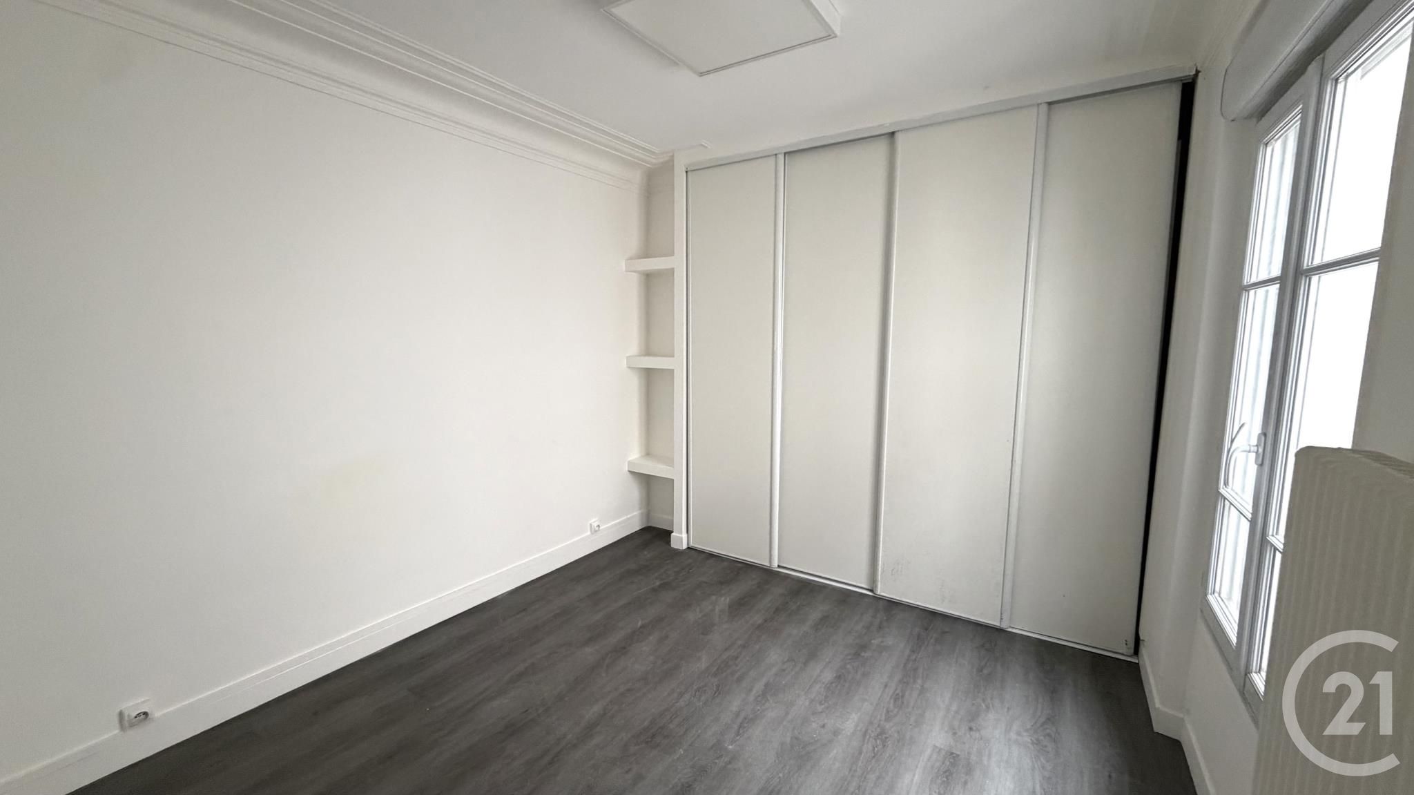 Appartement Boulevard Barbès à Paris