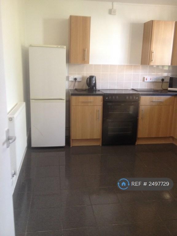 Flat Drysdale Street in Greater London