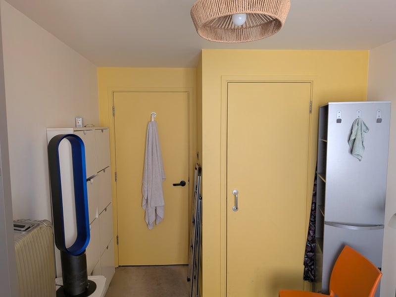 Room Cremer Street in Greater London