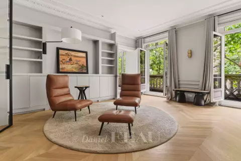 Appartement Rue Fabert à Paris