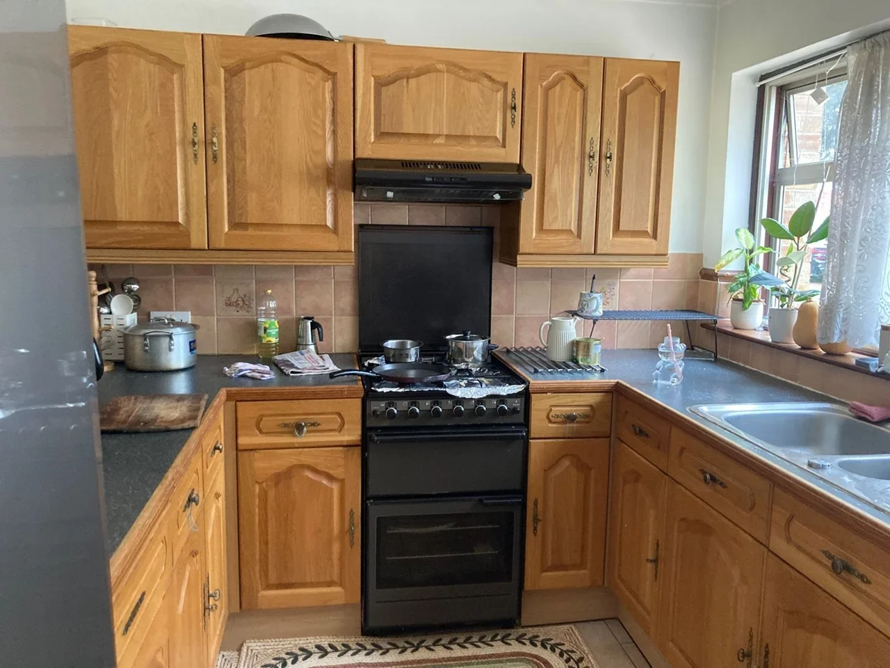 Flat Forsythia Close in Greater London