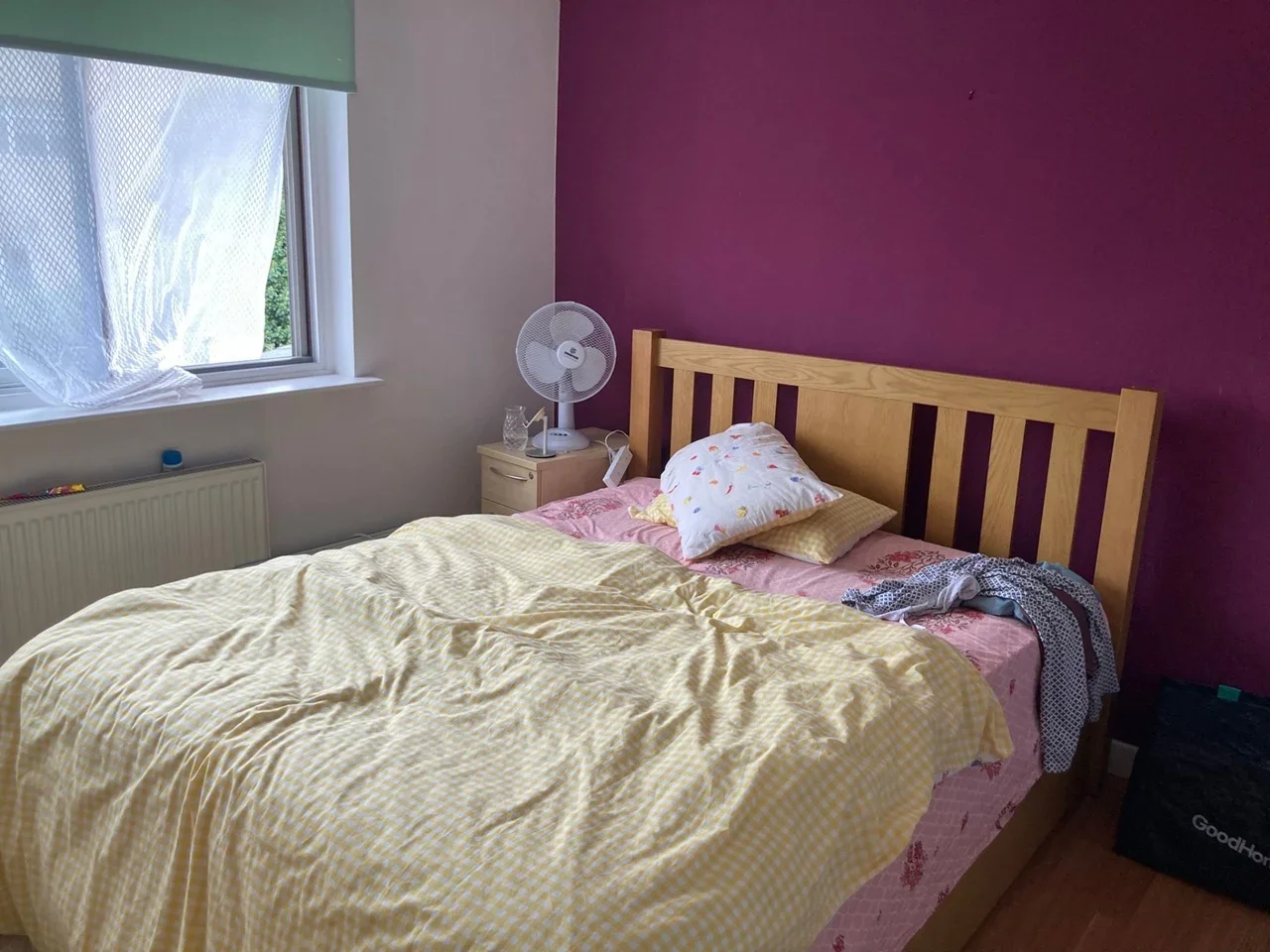 Flat Forsythia Close in Greater London
