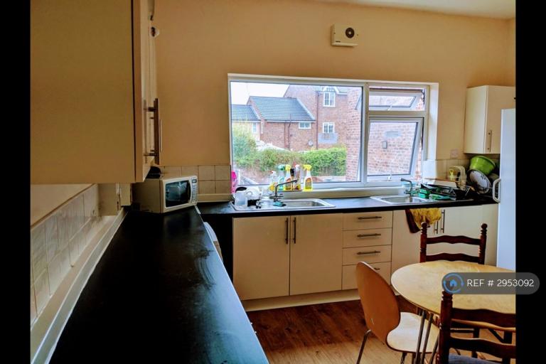 Room Brook Lane in Chester