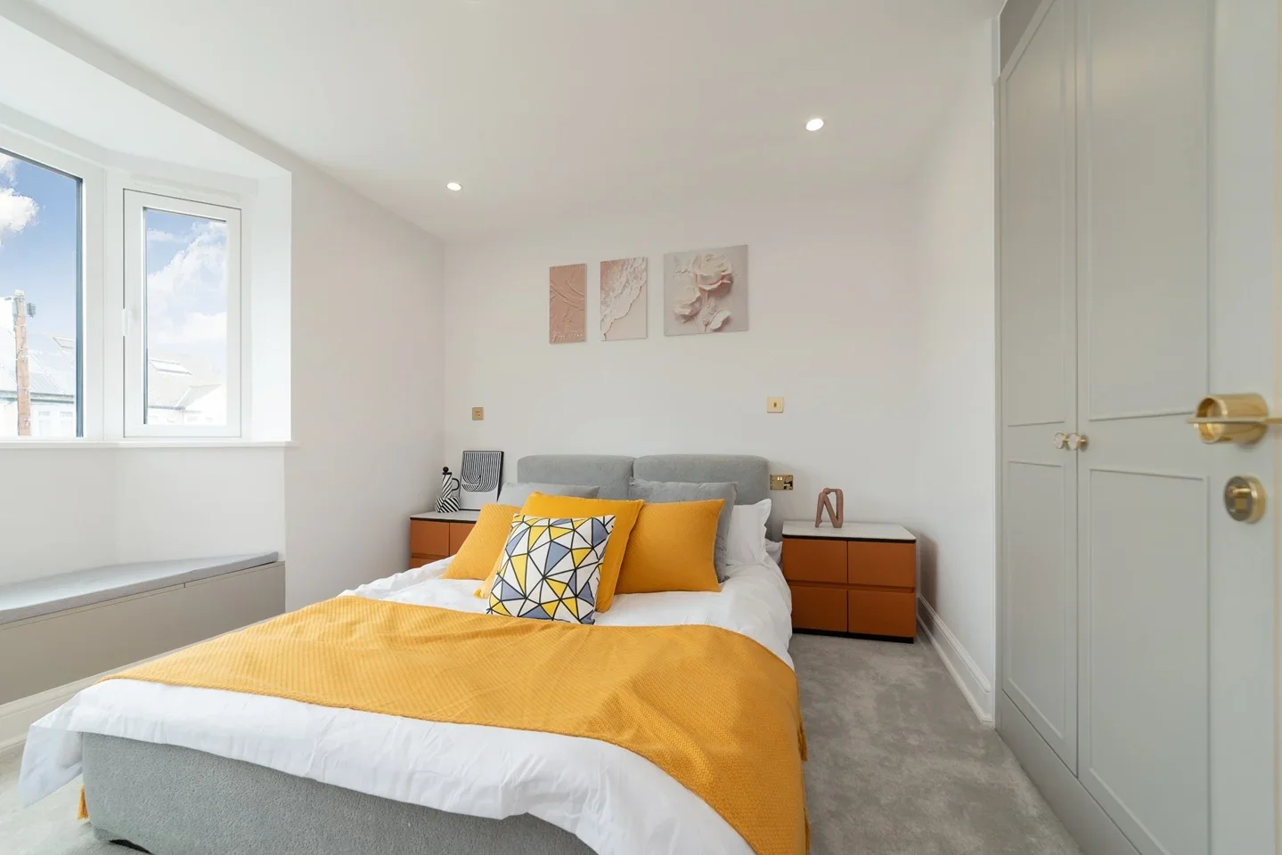 Flat Malden Way in Greater London