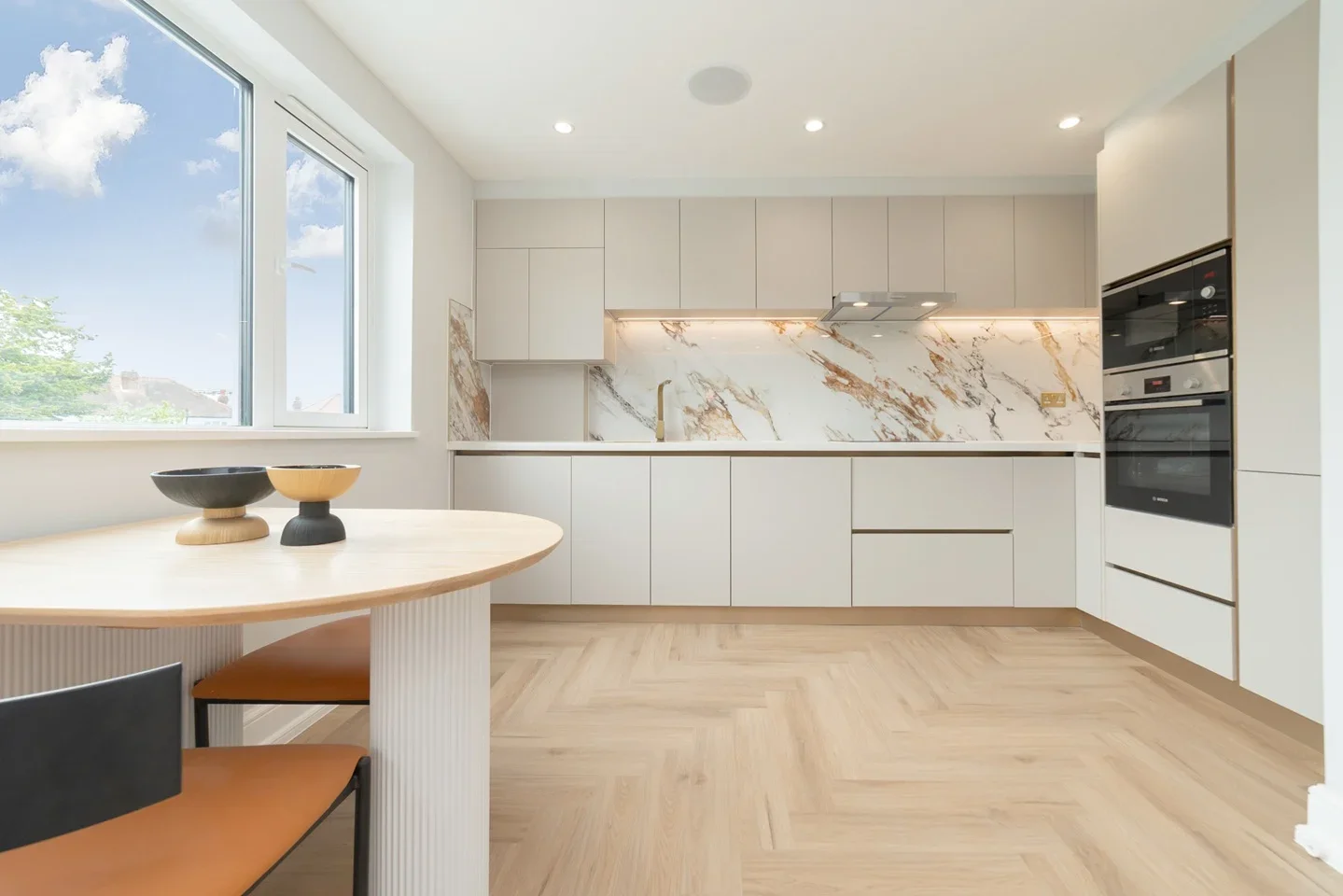 Flat Malden Way in Greater London