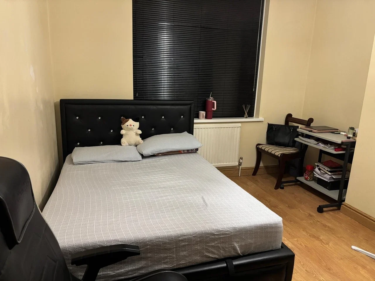 Room Sheringham Drive in Greater London