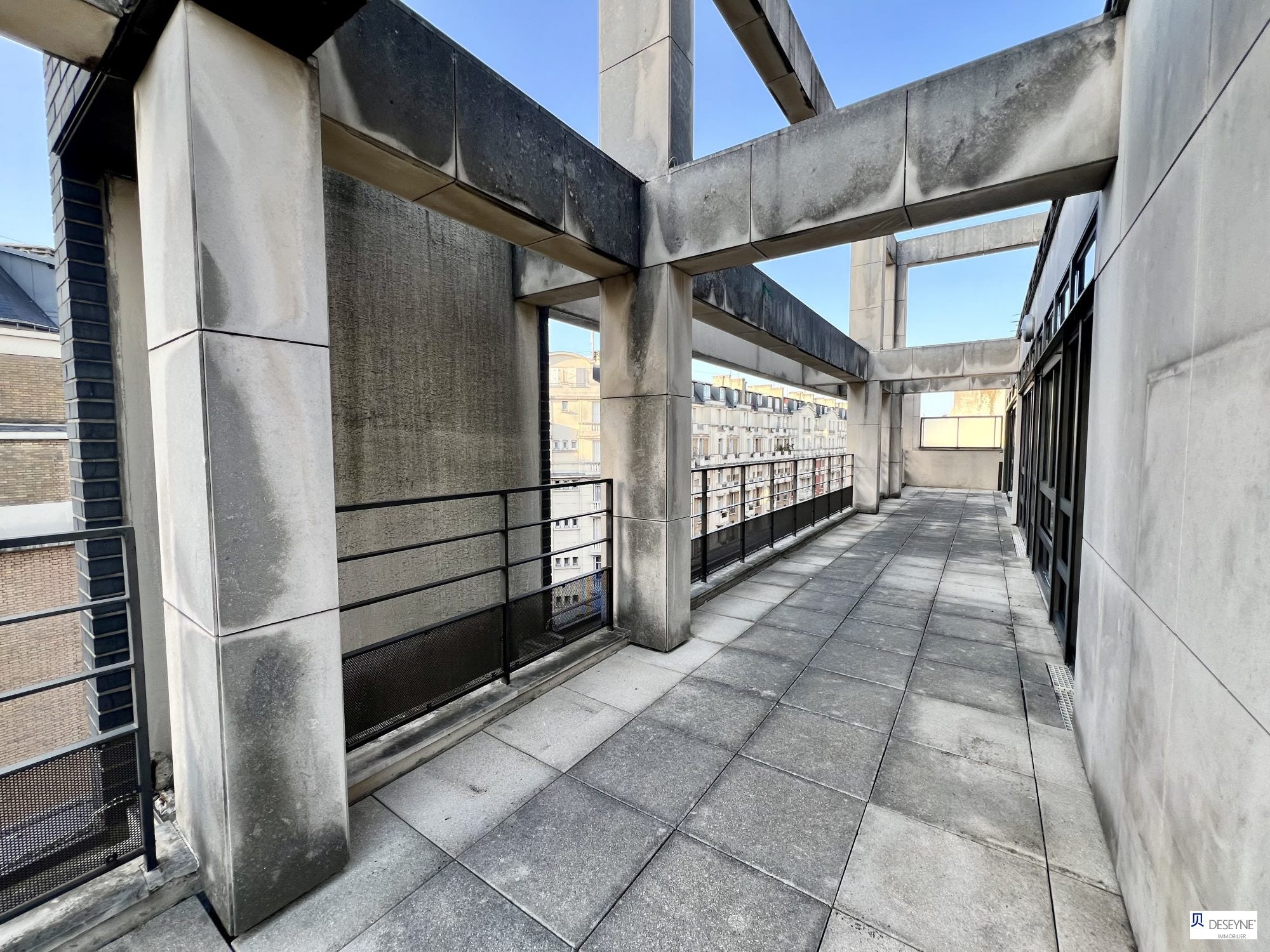 Flat Rue Lecourbe in Paris