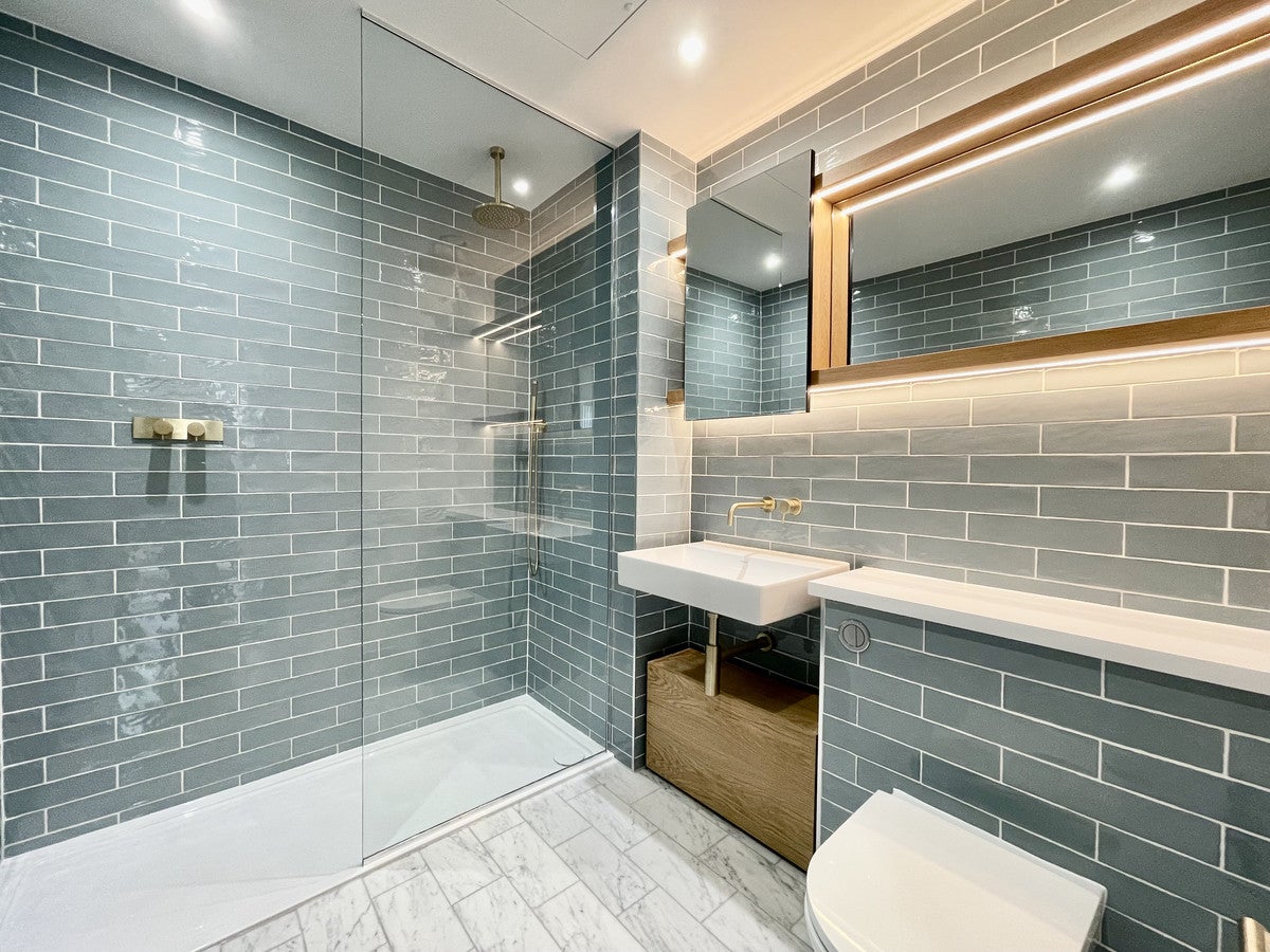 Flat Bradshaw Yard in Greater London