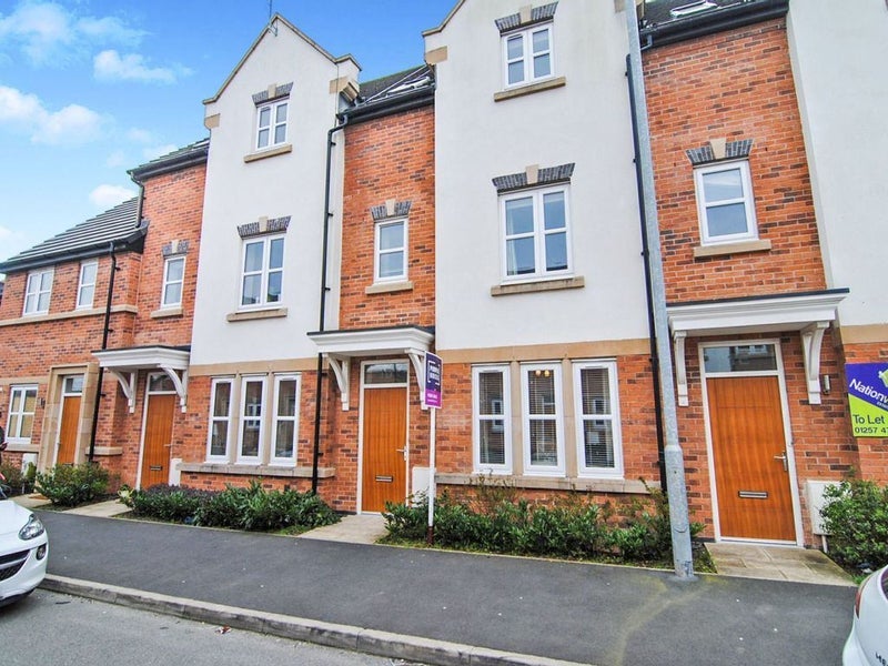 Room Barnes Wallis Way in Chorley
