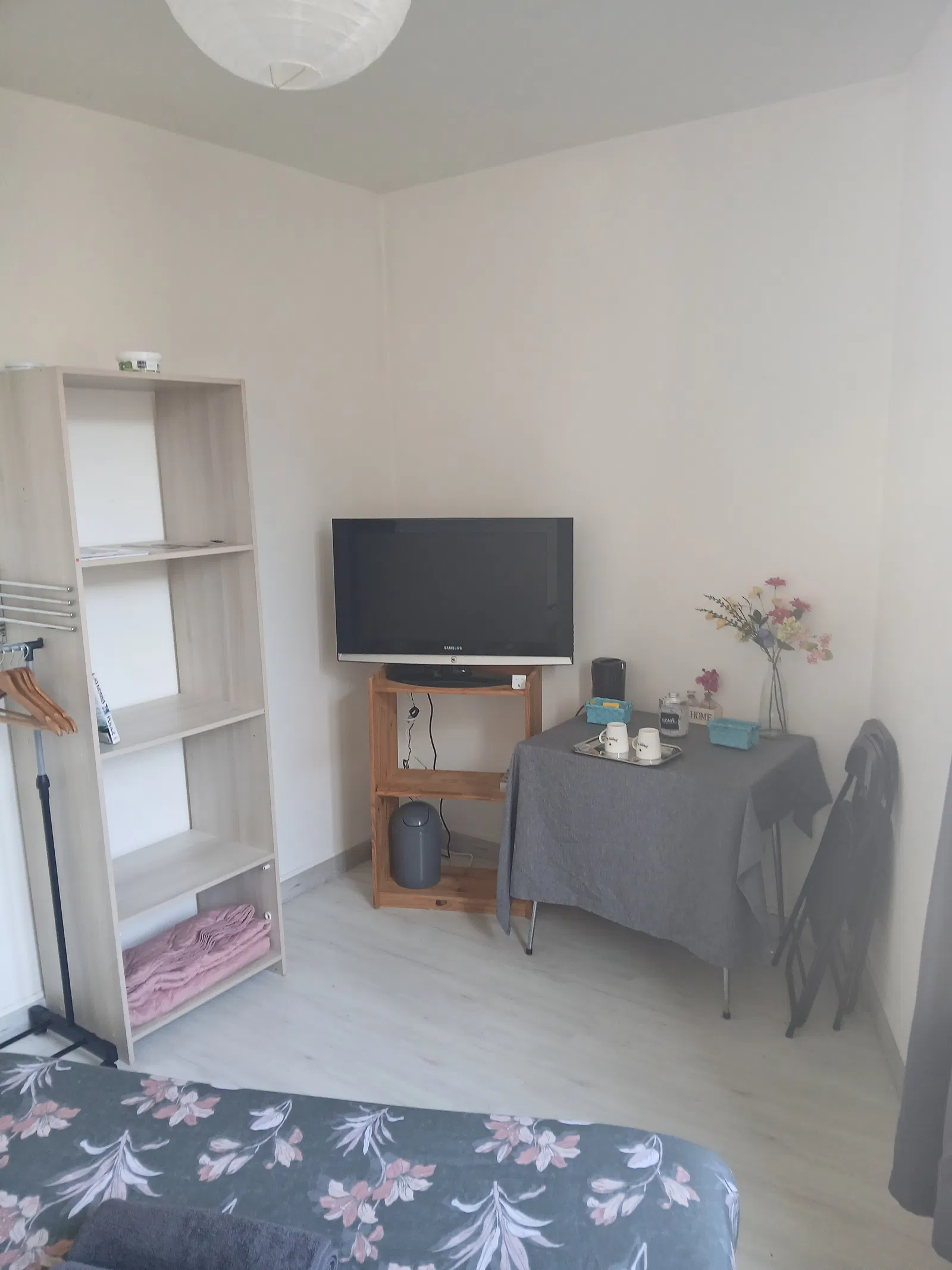 Room Rue Jules Porte in Dieppe