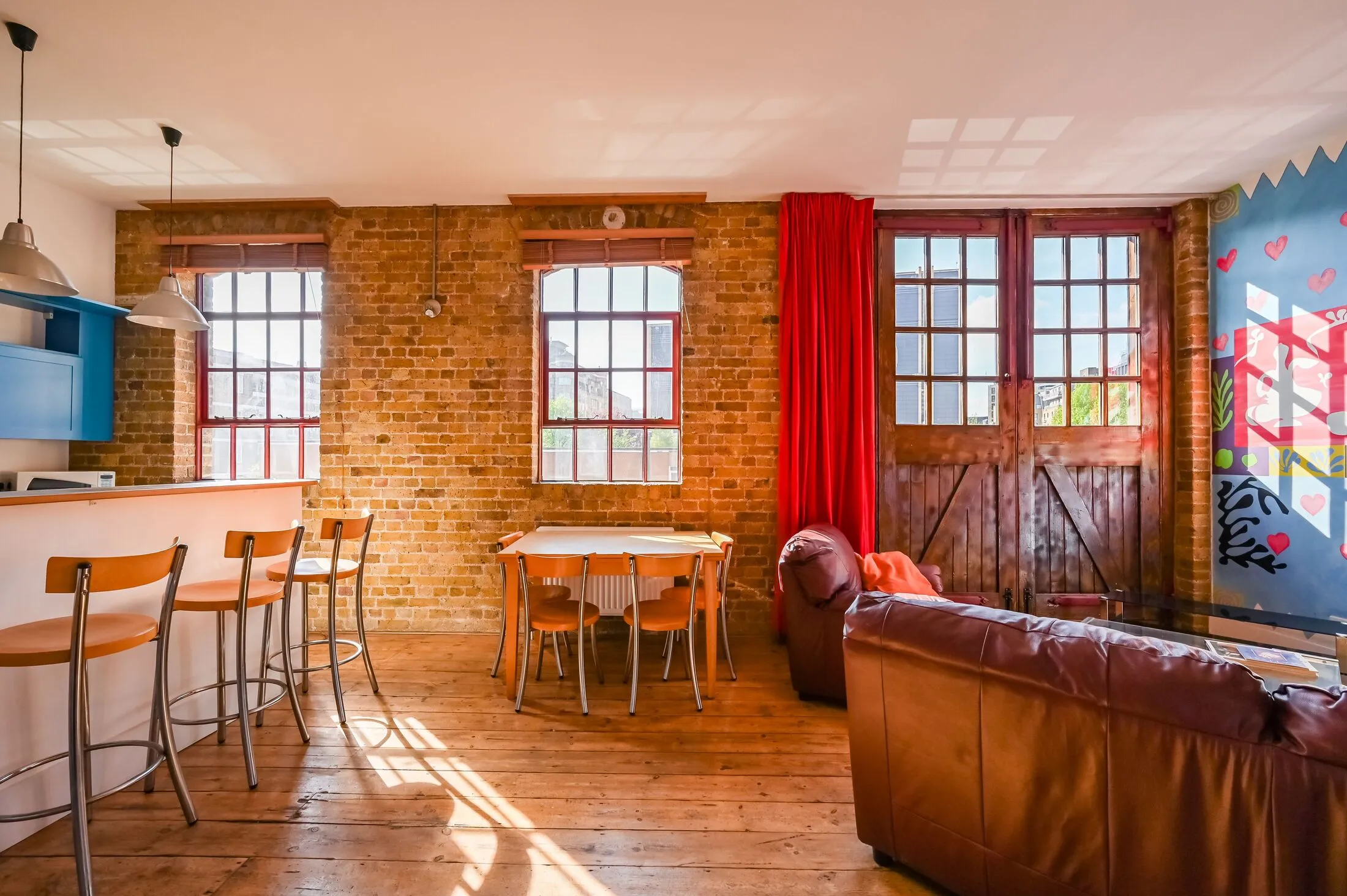 Flat St Mark Street in Greater London