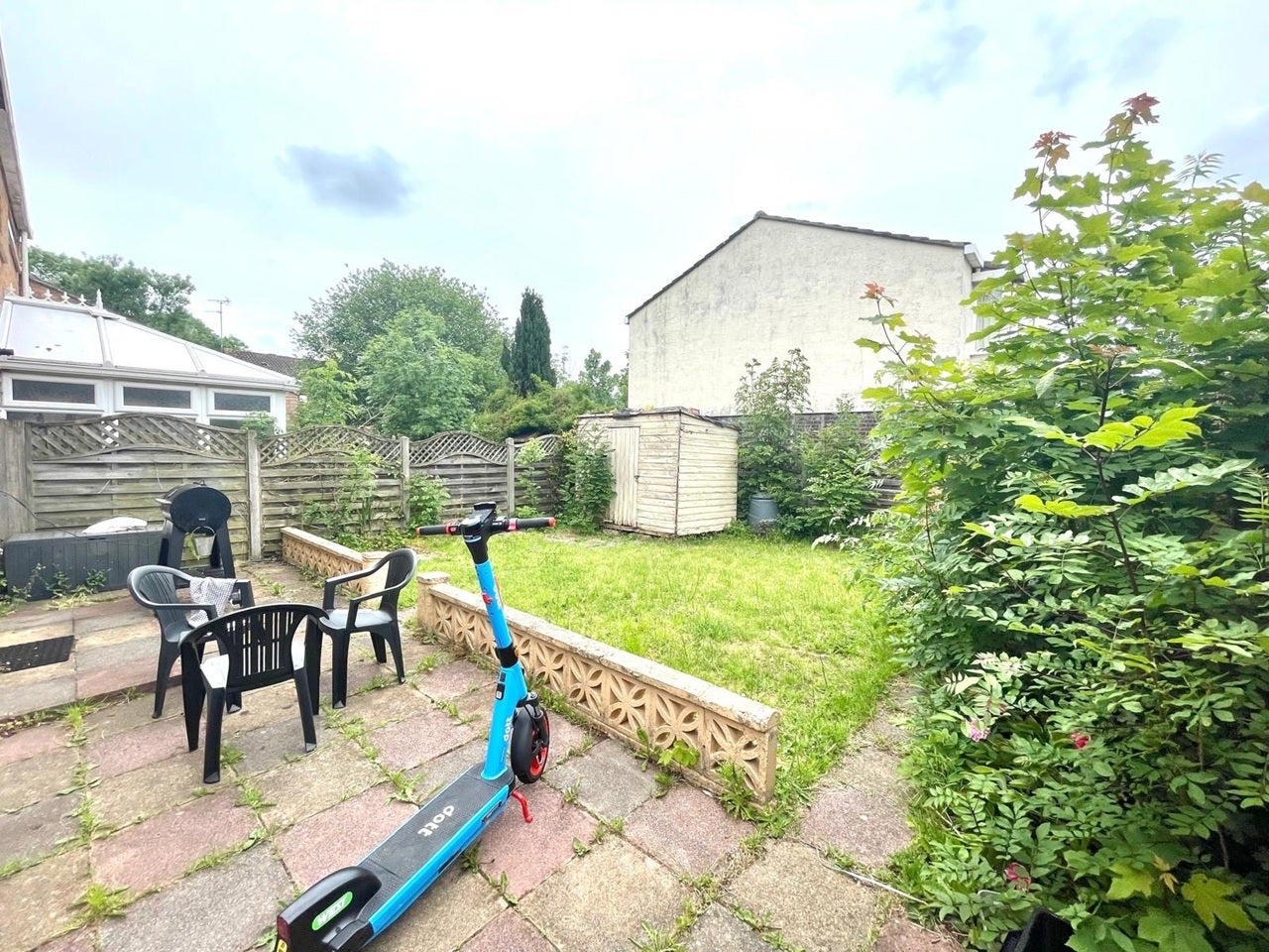 House Sheldrake Drive in Bristol