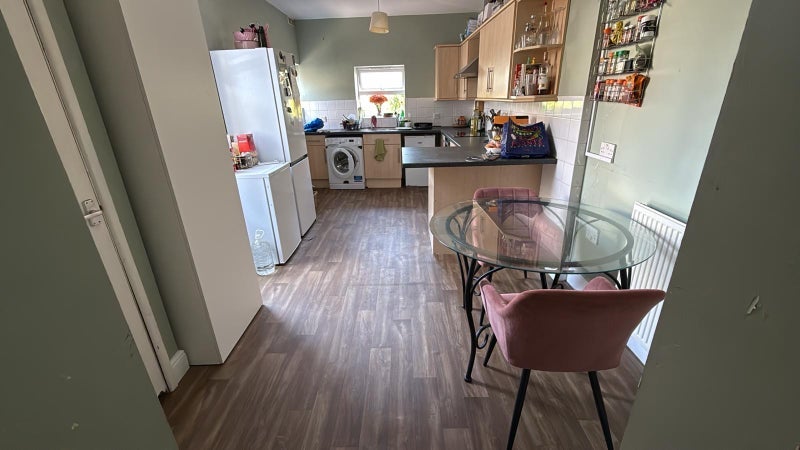 Room Ashley Down Road in Bristol