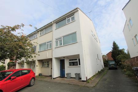 House Willes Road in Royal Leamington Spa