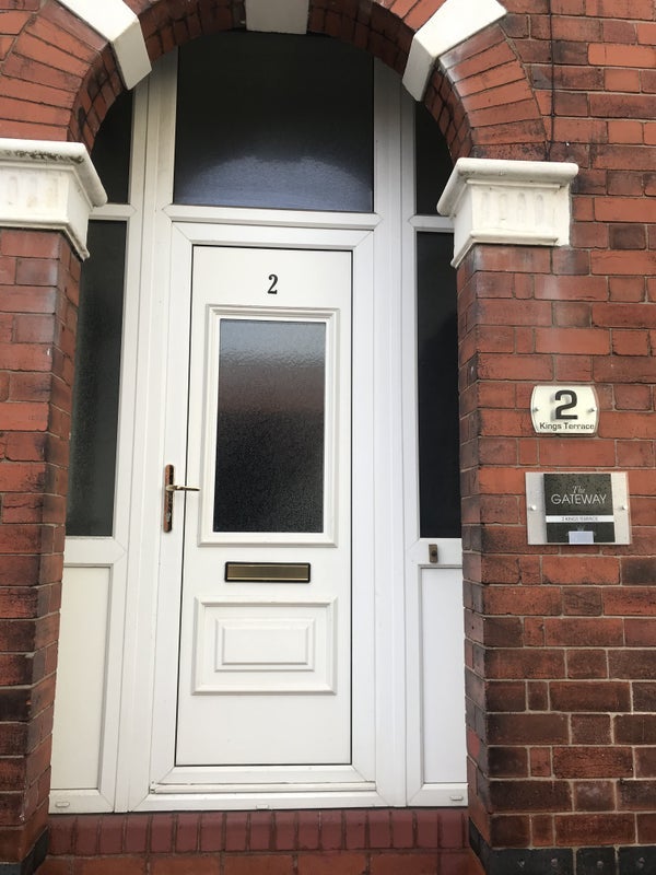 Room Kings Place in Stoke-on-Trent