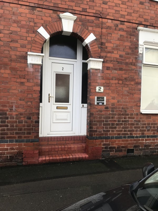 Room Kings Place in Stoke-on-Trent