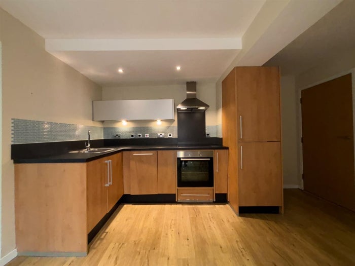 Flat Riverside Court in Calderdale
