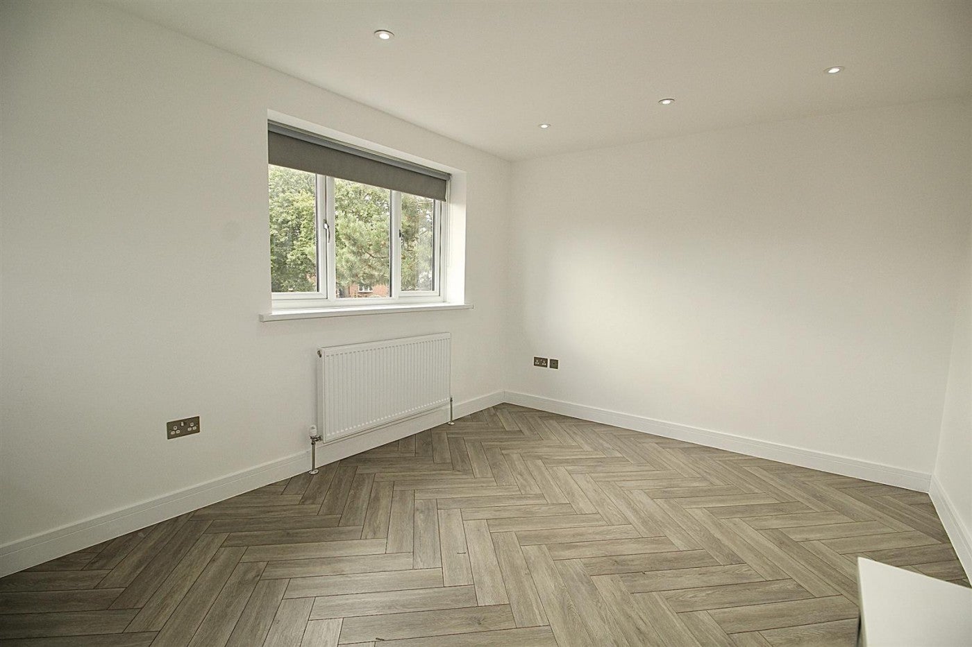 Flat Rochford Close in Broxbourne