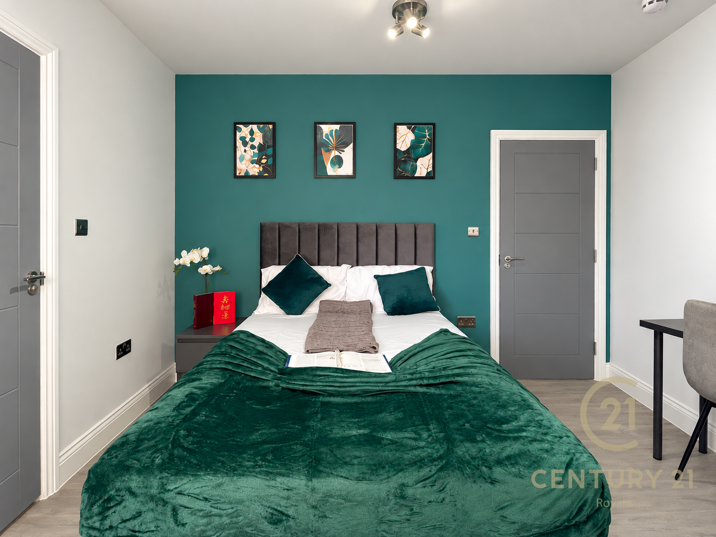 Room Maplehurst Close in Greater London