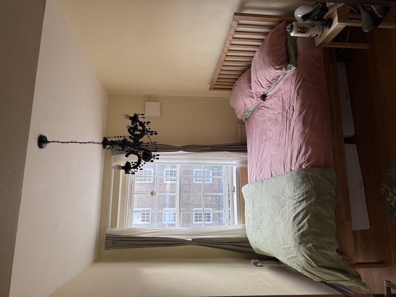 Flat Pritchard's Road in Greater London