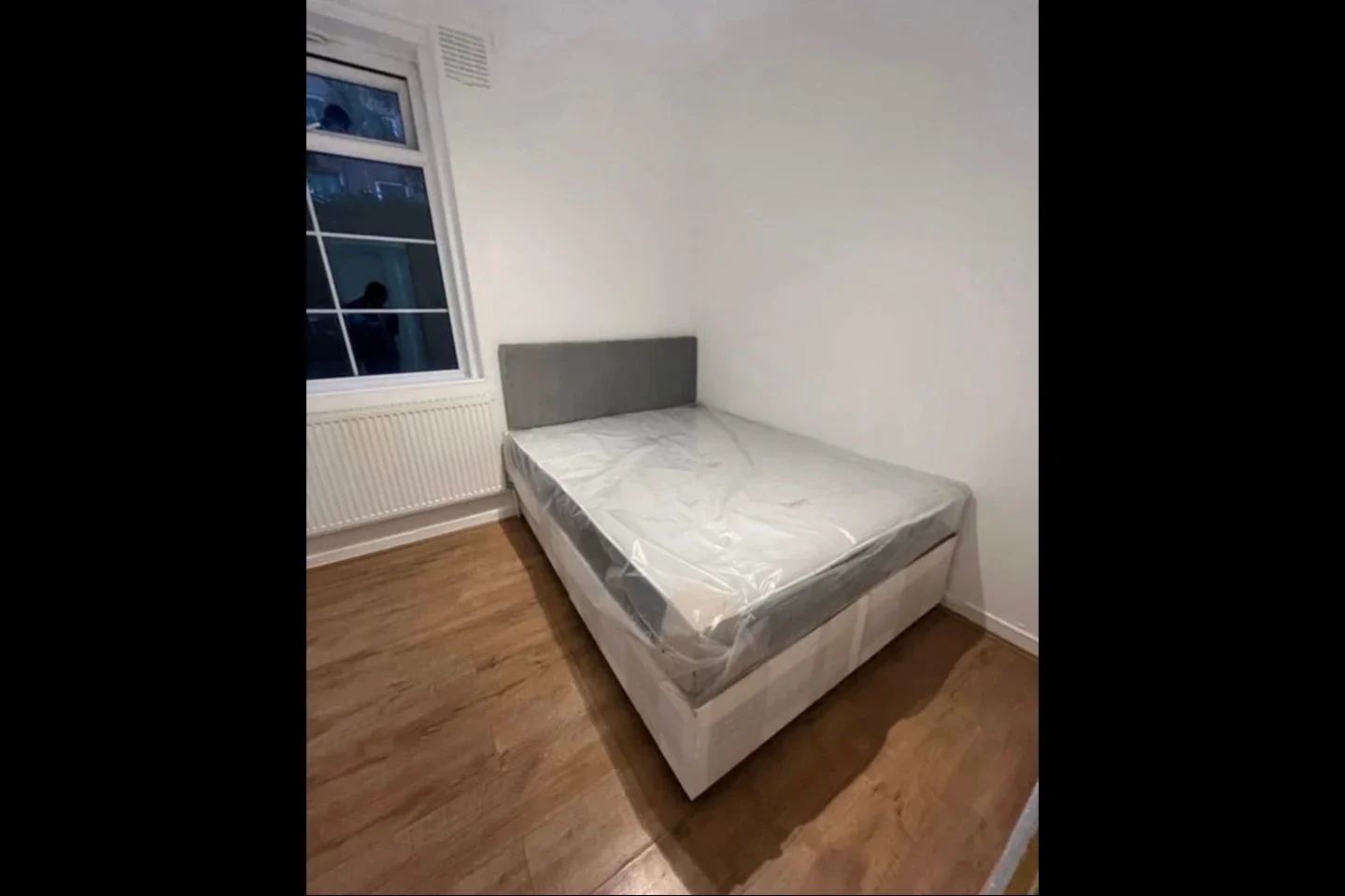 Room York Road in Greater London