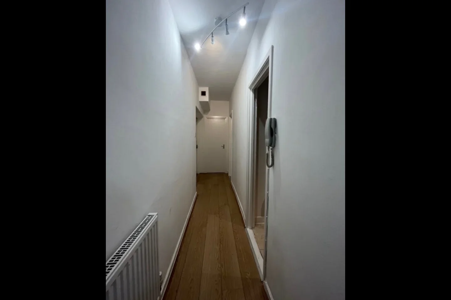Room York Road in Greater London