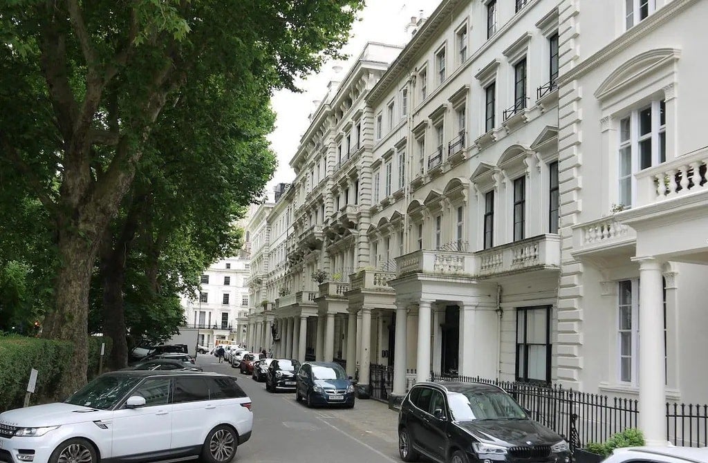 Flat Westbourne Terrace in City of Westminster