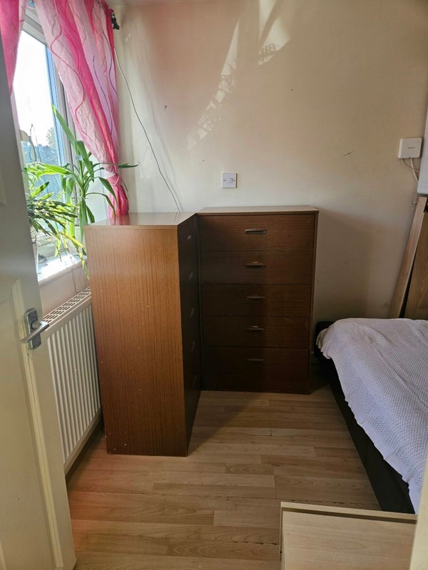 Room Tawneys Road in Harlow