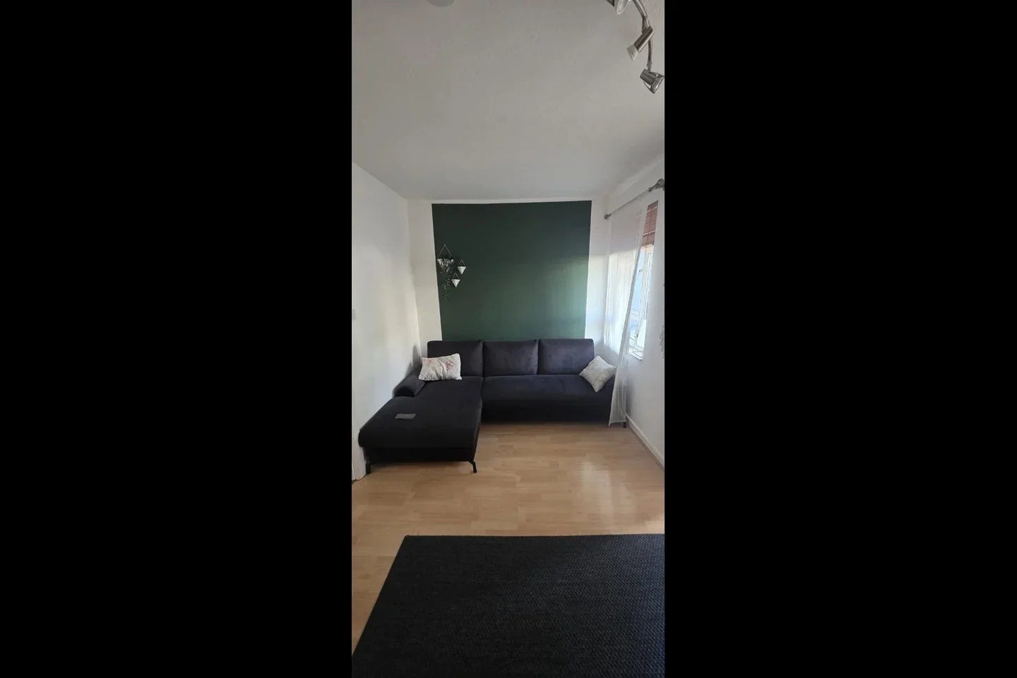 Flat Malpas Road in Greater London