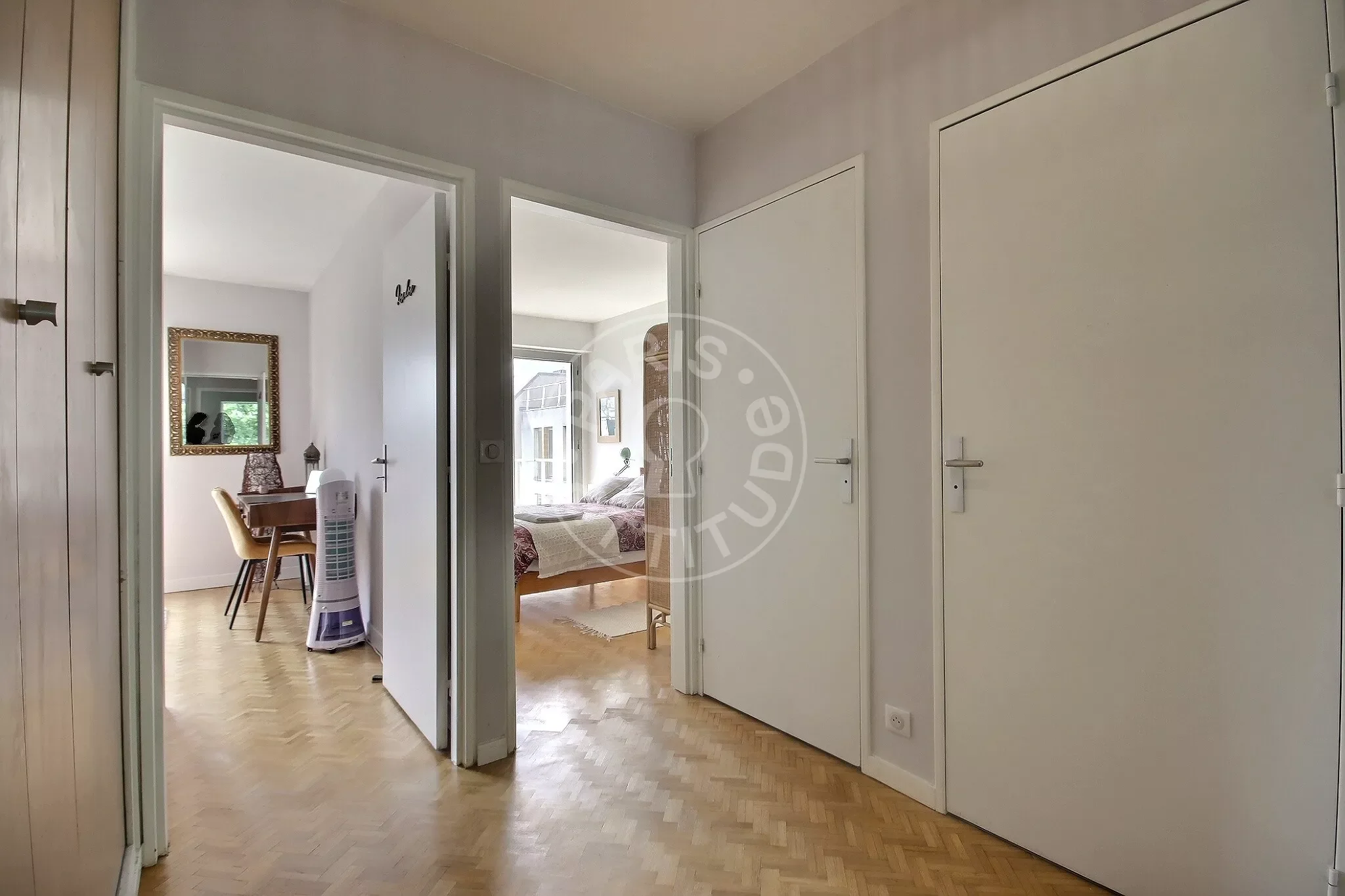 Flat Quai de Valmy in Paris