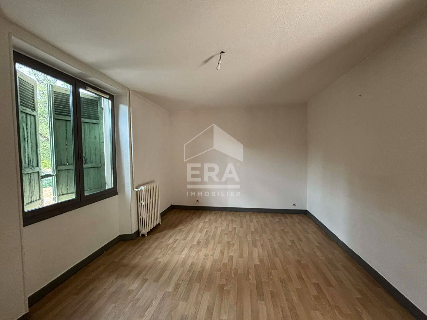 Appartement Rue la Bastide Neuve à Château-Arnoux-Saint-Auban