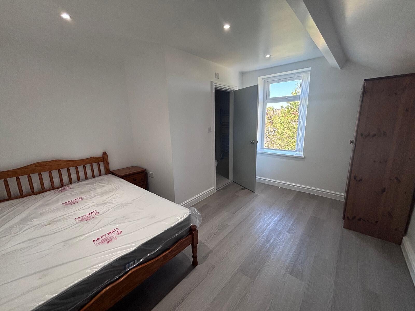 Room Orrell Lane in Liverpool