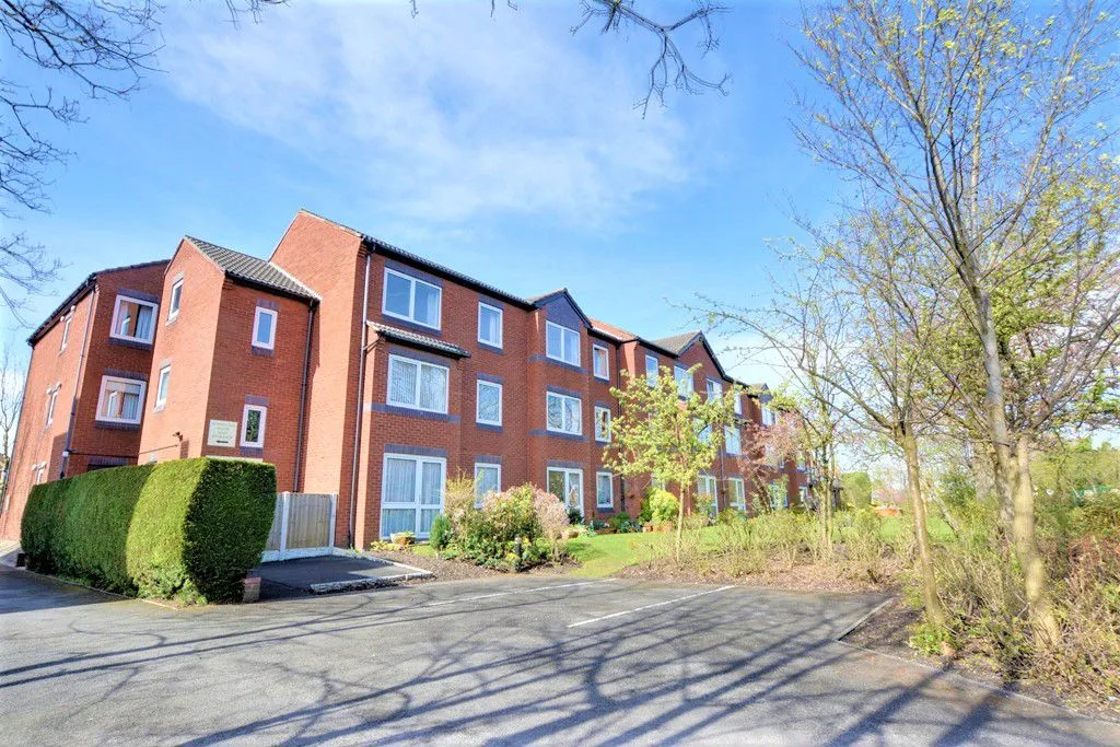 Flat Park Road in Southport
