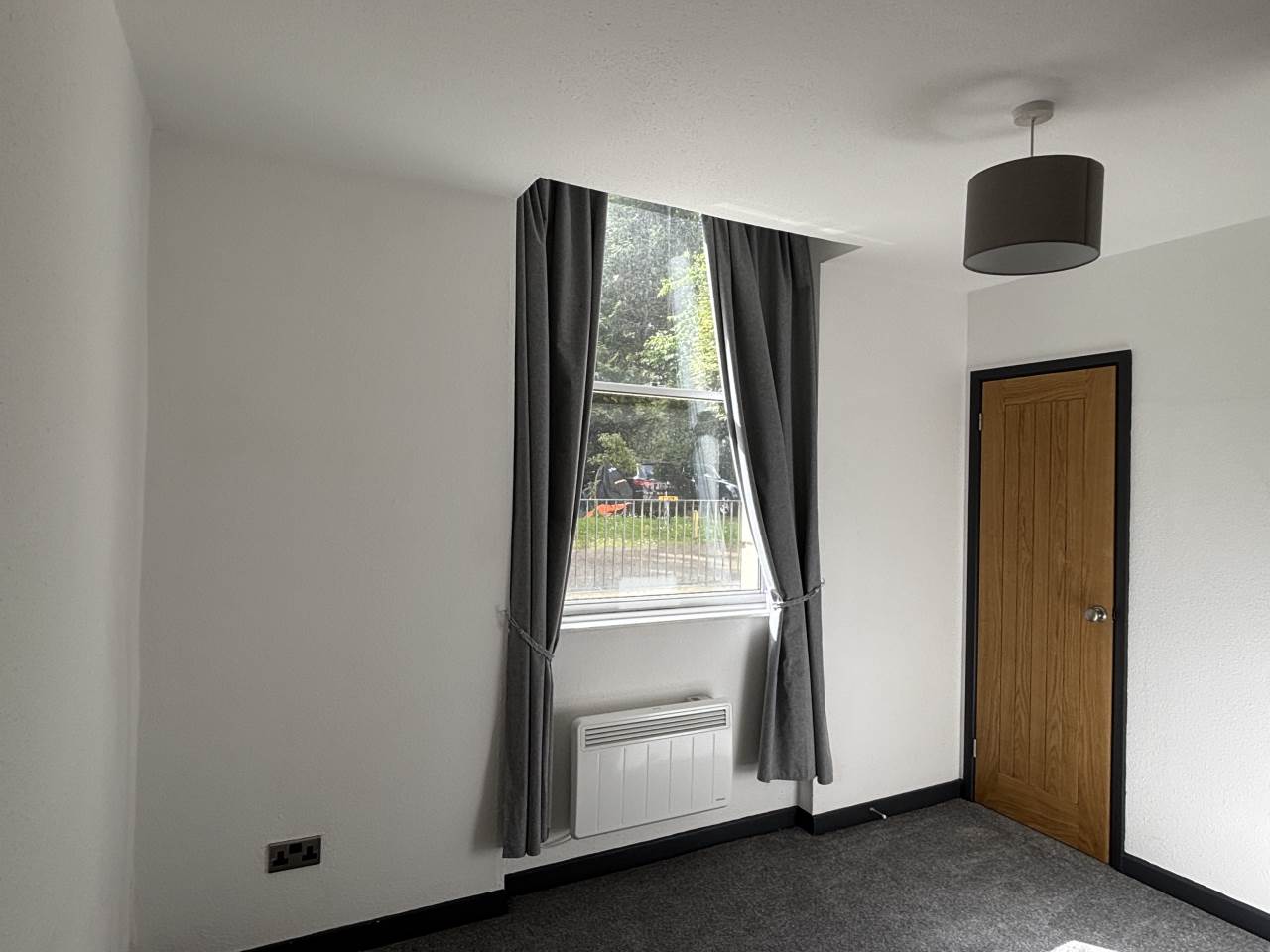 Flat Broadwater Down in Tunbridge Wells