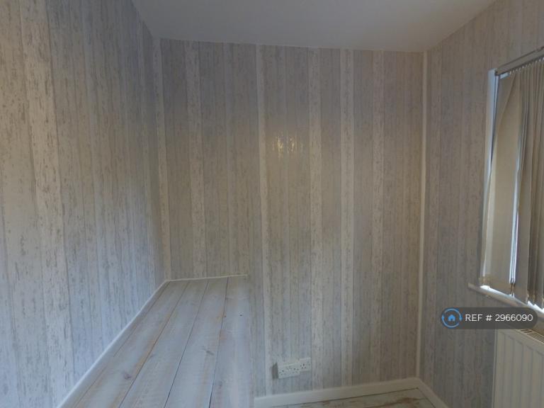 Room Blakeney Road in Bristol