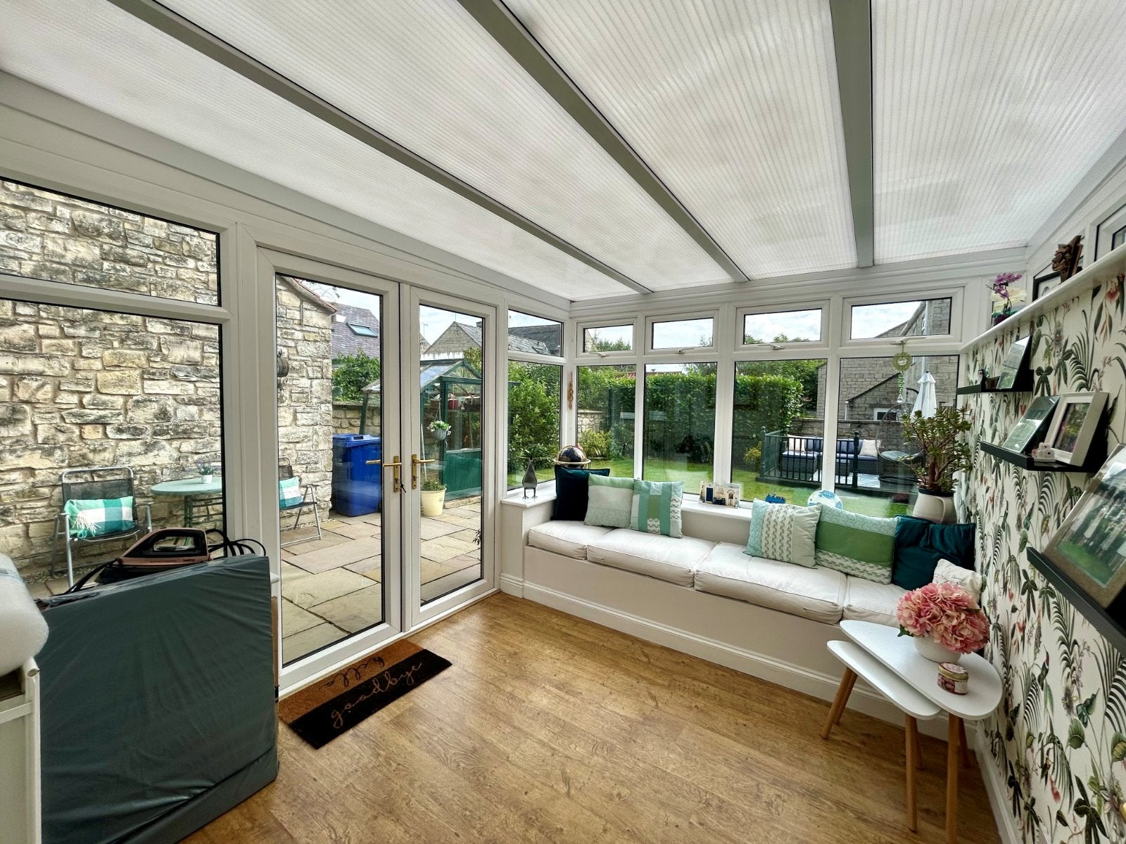 House Hungate Close in Saxton