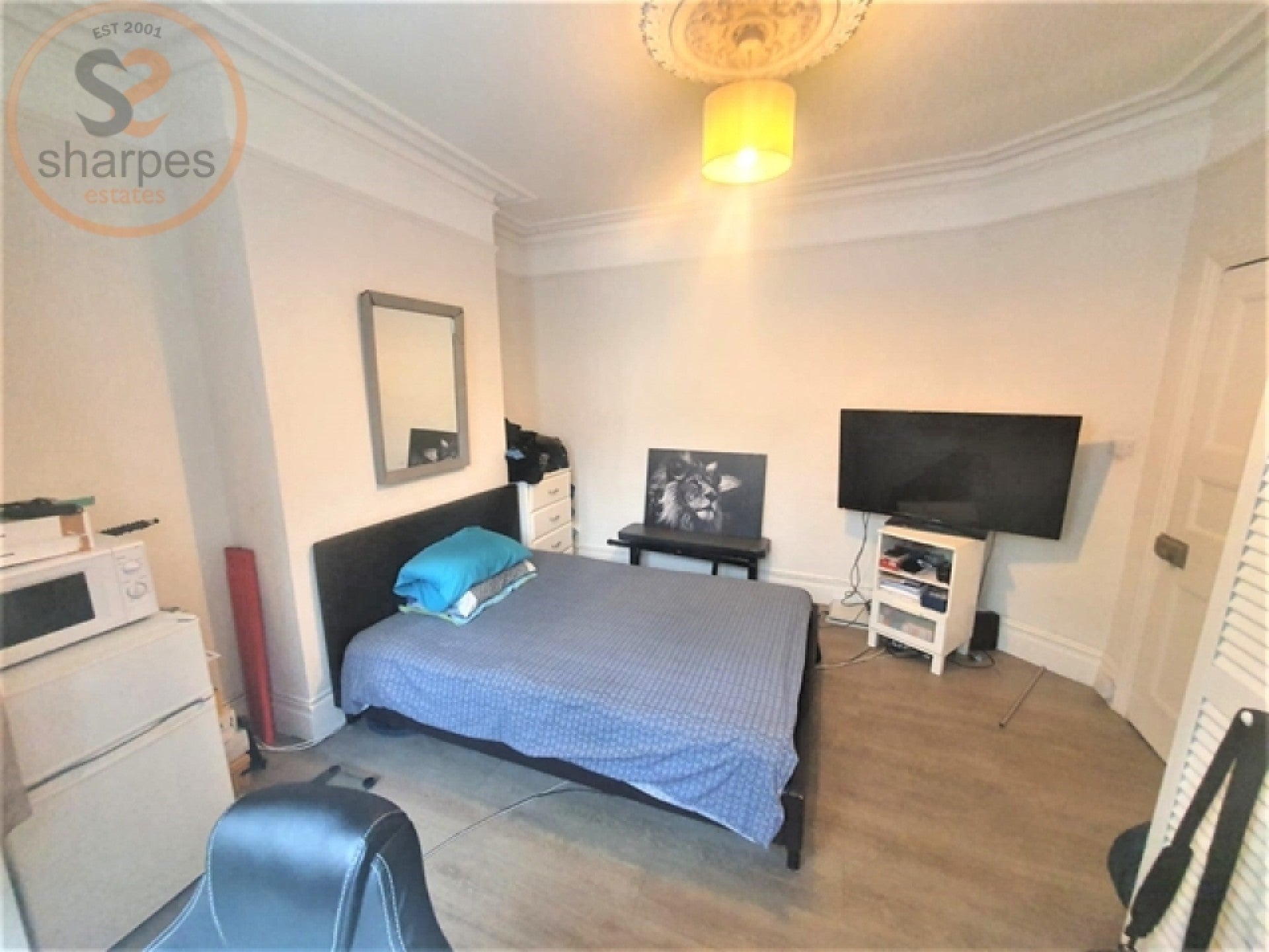Room Cavendish Road in Greater London
