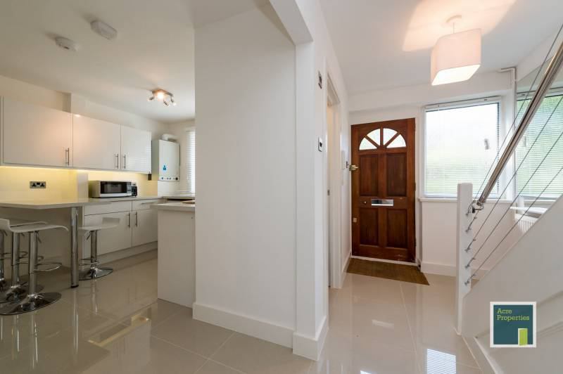 Flat Fletcher Road in Greater London