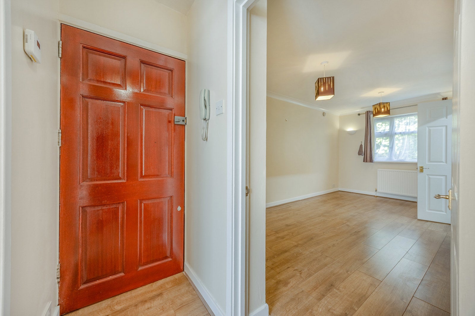 Flat Fernleigh Close in Greater London
