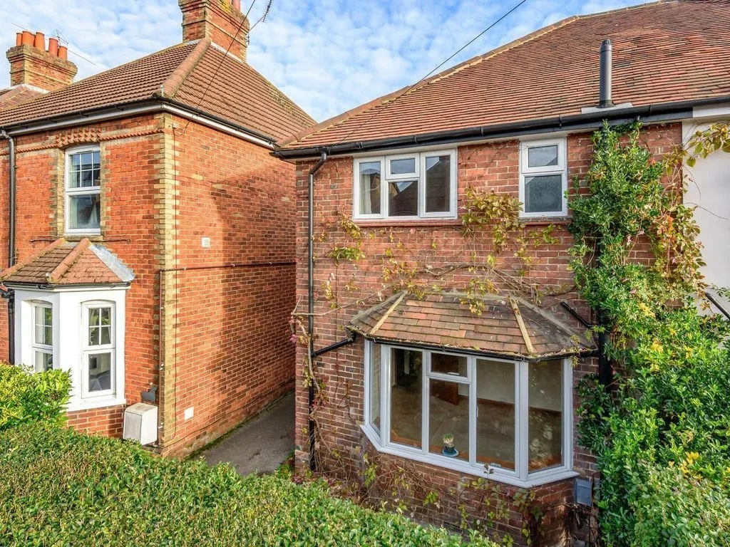House Margaret Road in Guildford