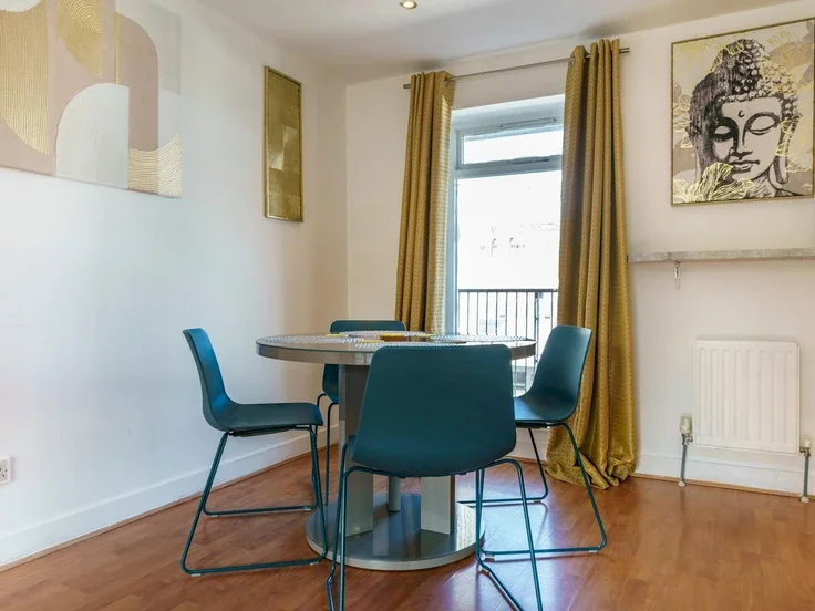 Flat Sussex Place in Belfast