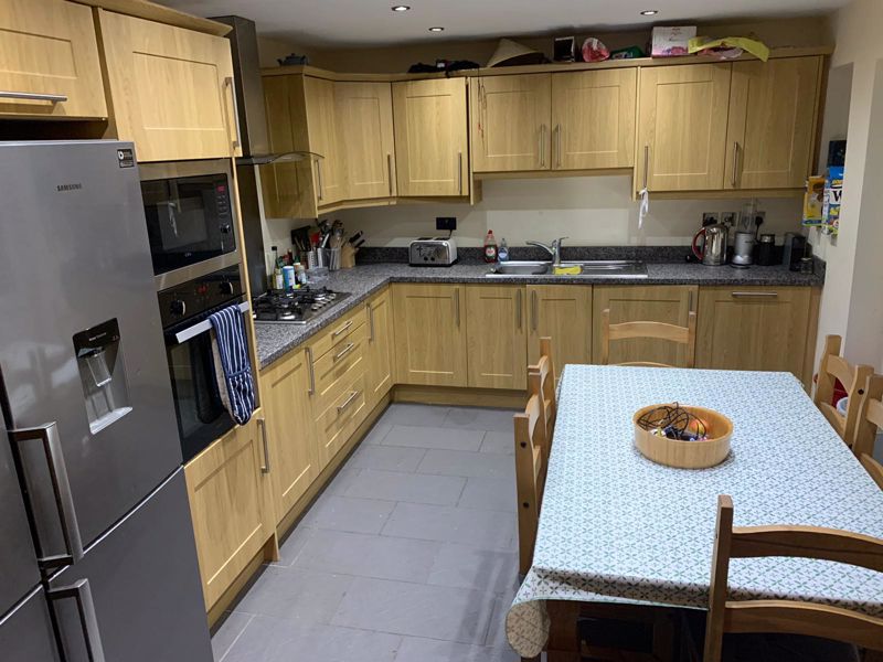 Room Derby Grove in Nottingham