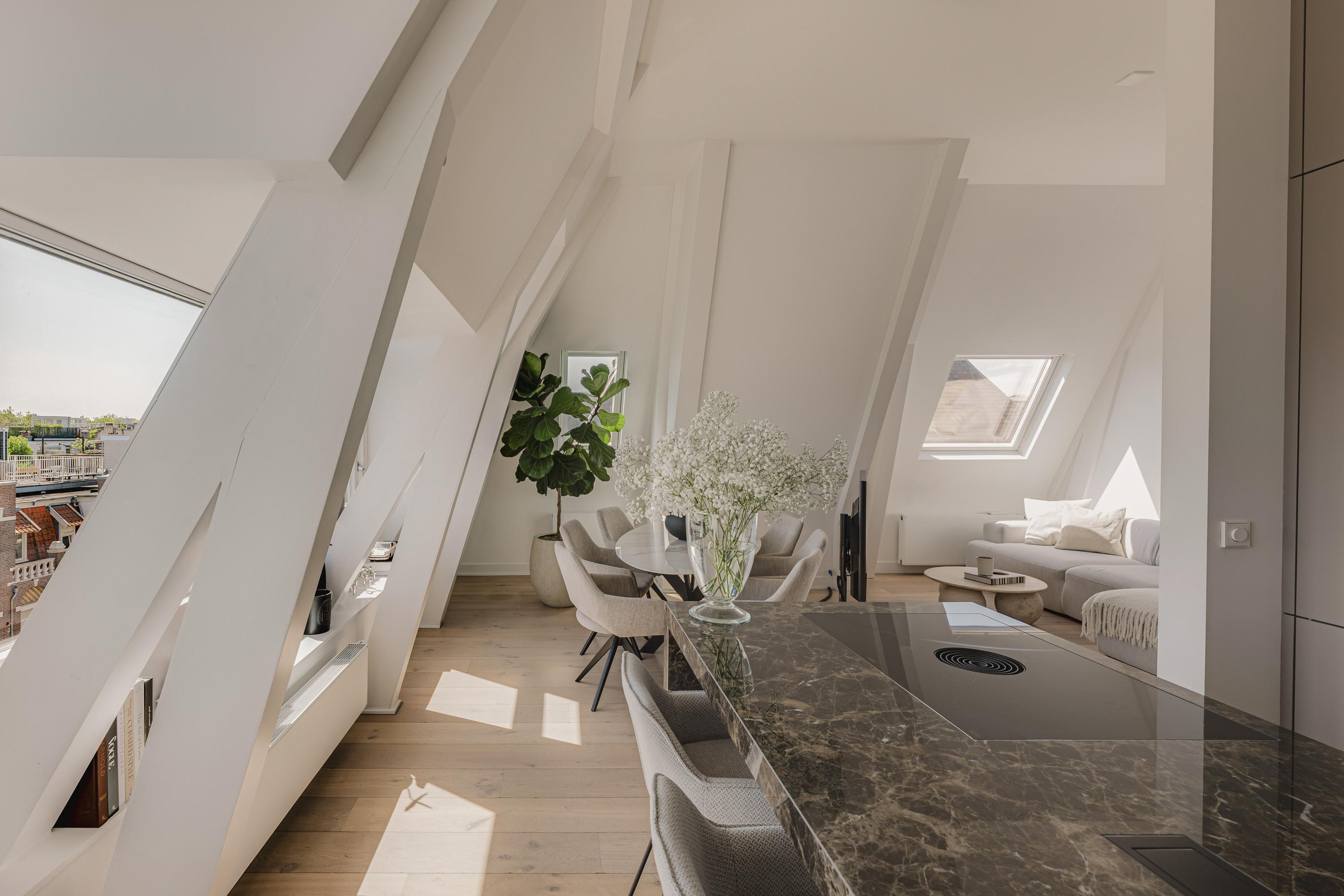 Flat Koninginneweg 152 4 in Amsterdam