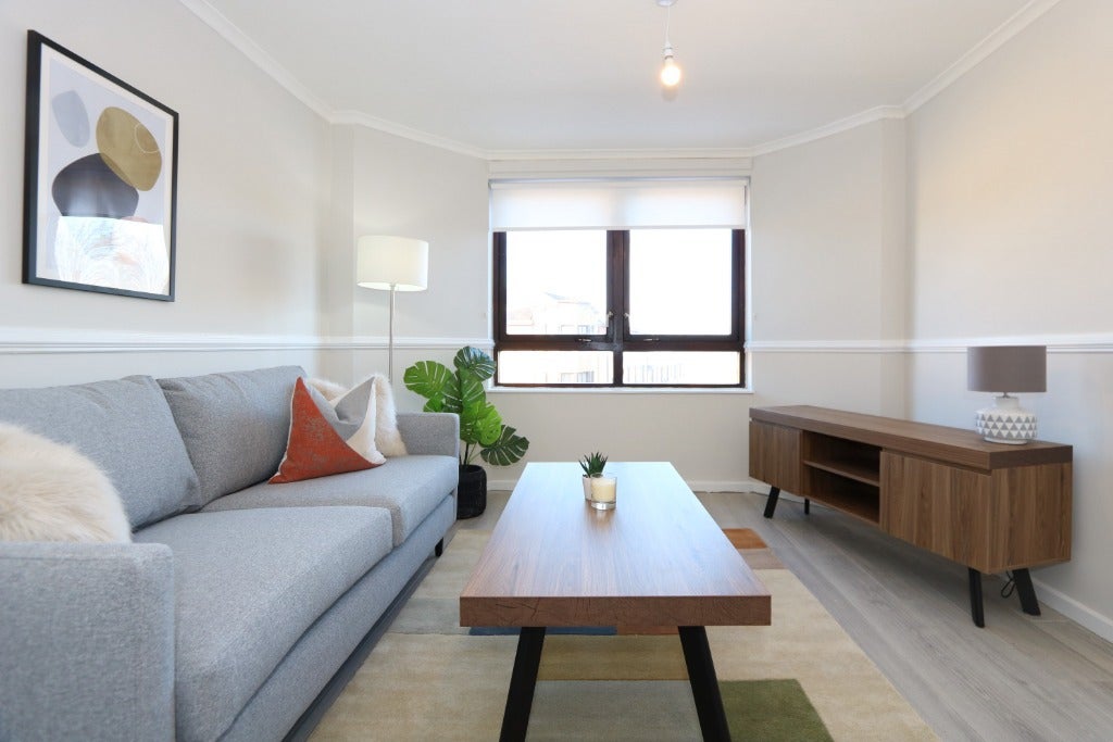 Flat Milnpark Gardens in Glasgow