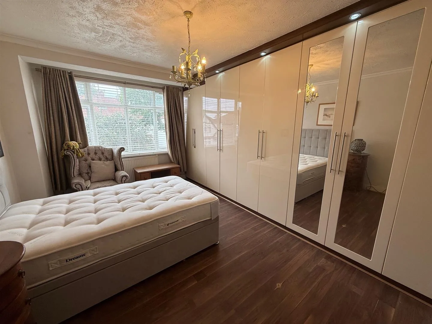 Room Blockley Road in Greater London