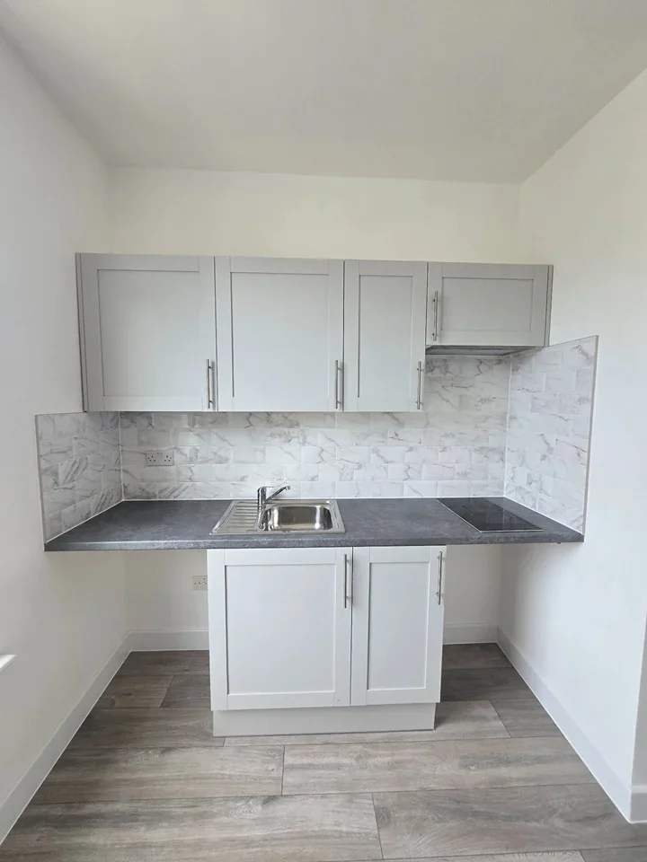 Flat Burlington Gardens in Greater London