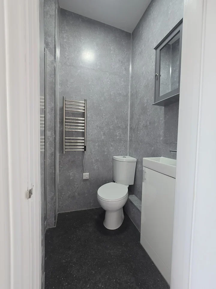 Flat Burlington Gardens in Greater London