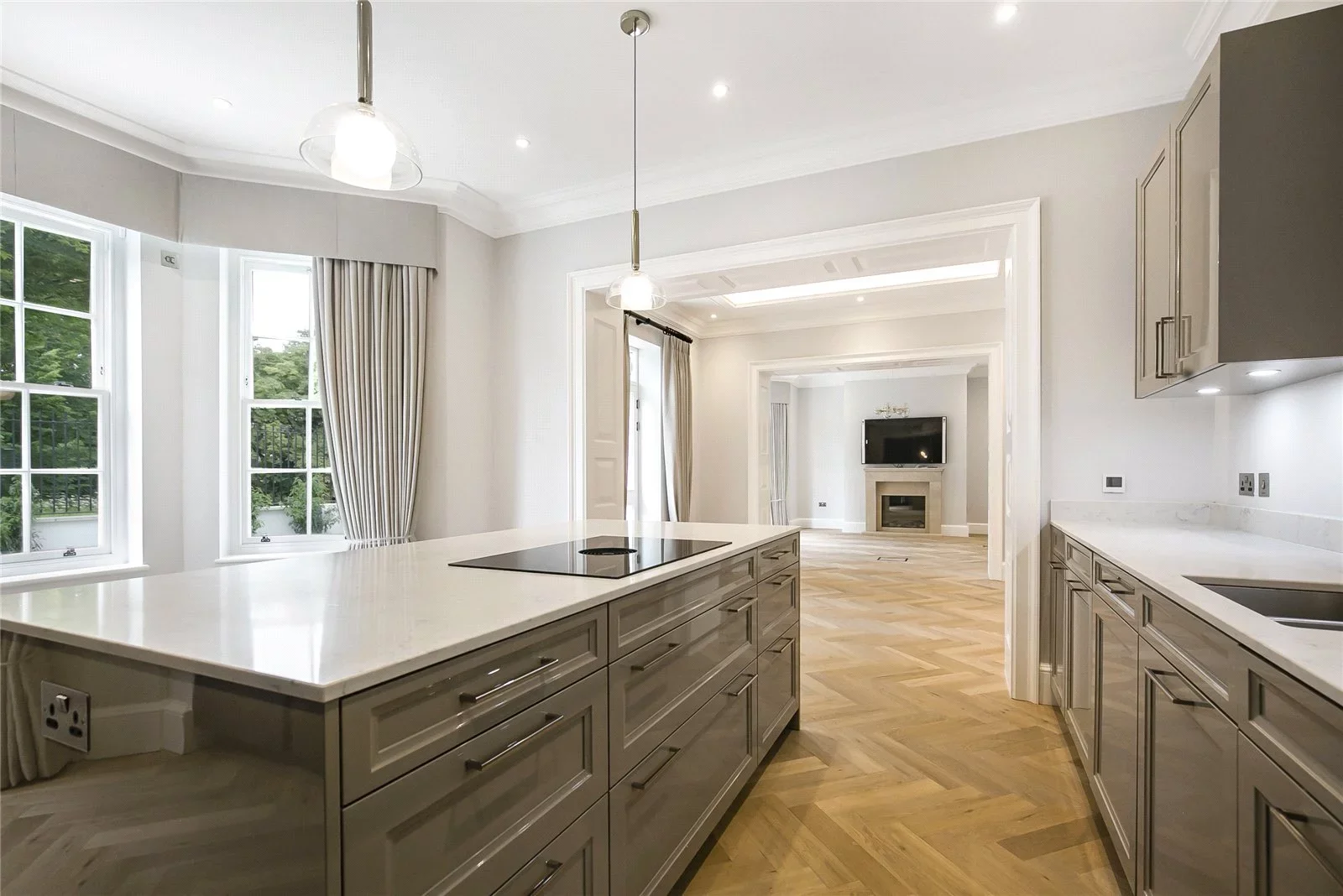 Flat Totteridge Village in Greater London