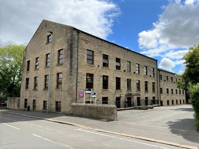 Flat New Hey Road in Kirklees