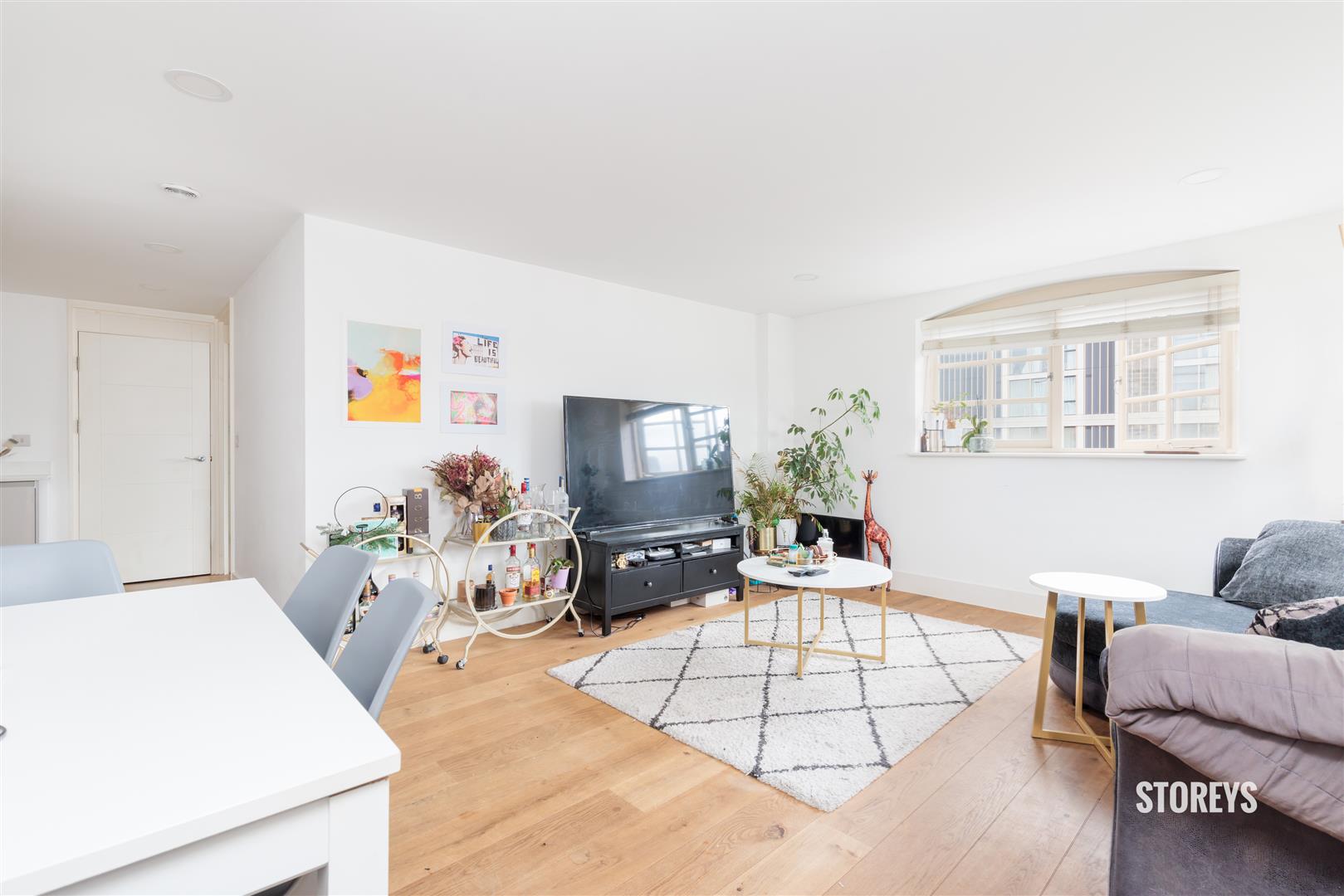Flat Kingsland Road in London
